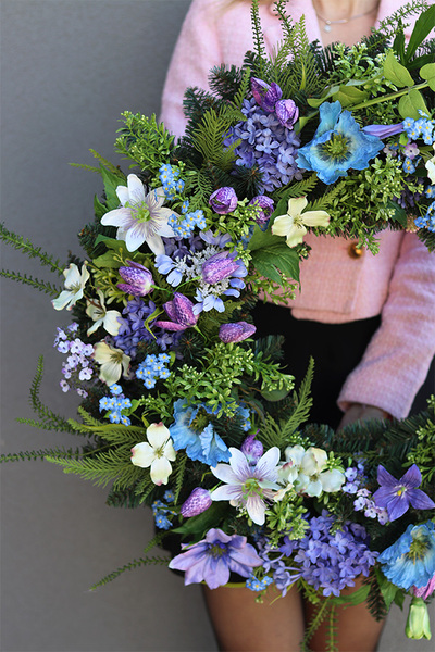 Heretera, duży wianek na drzwi