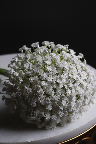 Gipsówka Biała, gałązka sztucznych kwiatów