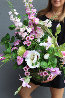 Florentyna, kompozycja kwiatowa w koszyku