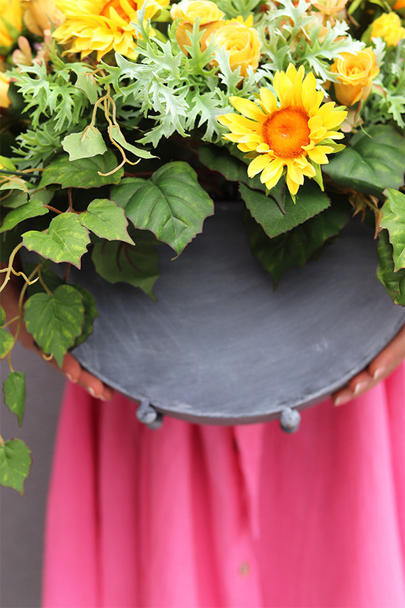  Yellow Decor, kompozycja nagrobna w naczyniu