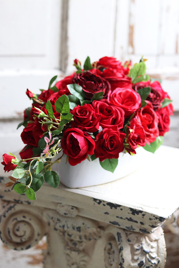 czerwona kompozycja kwiatowa z różami, Miłość Manfredo, wym.20x50cm 