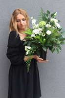 Białe Wspomnienie, bukiet nagrobny we wkładzie