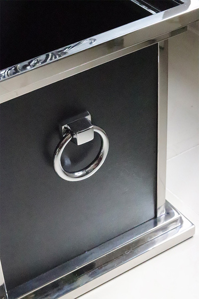 Royal Grey, metalowa donica z półką