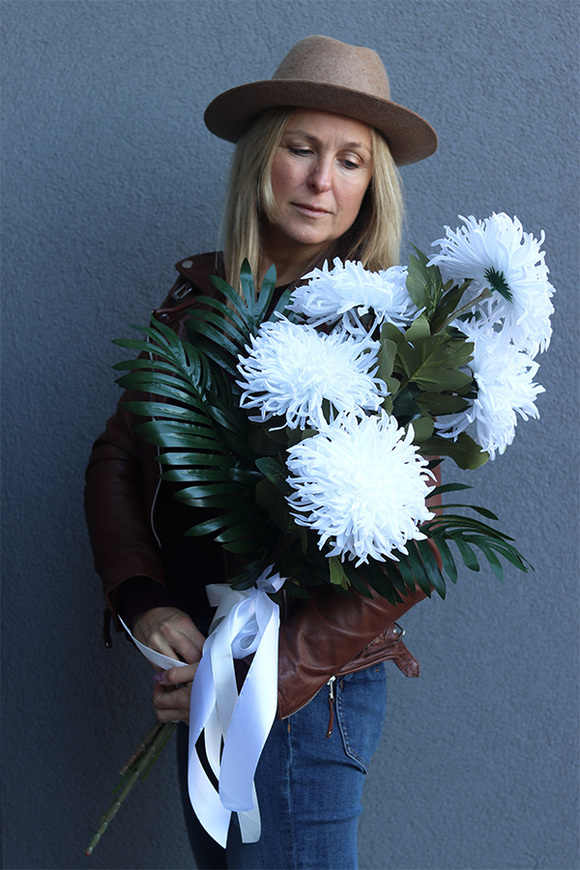 Chryzantema White Snow, bukiet białych kwiatów