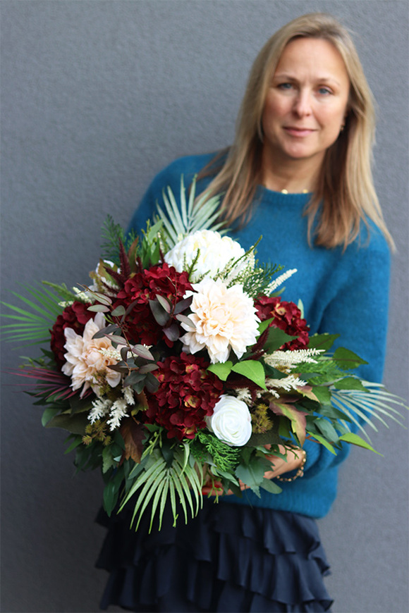 Nemoris, elegancka kompozycja w złotej misie