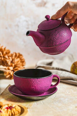 Awaji Tea 4 One, żeliwny zestaw do herbaty, fuksja, poj.0,4l