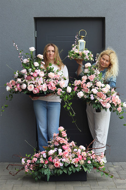 Balea Pasaja, bukiet nagrobny we wkładzie, dł.65cm 