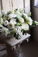 Keria Ladina, kompozycja kwiatowa w cynowanym naczyniu, wym.41x68cm 