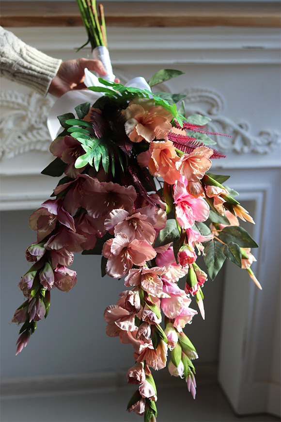 Mieczyki Pink, bukiet nagrobny do położenia