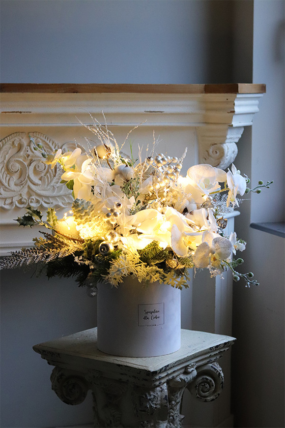 White Place, biały flowerbox zimowy