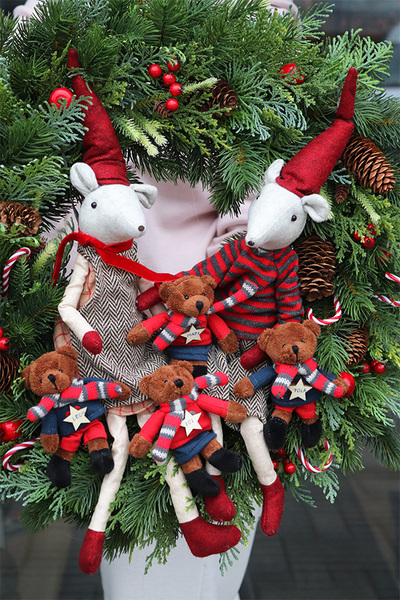 Święta w komorowie, świąteczny wianek na drzwi