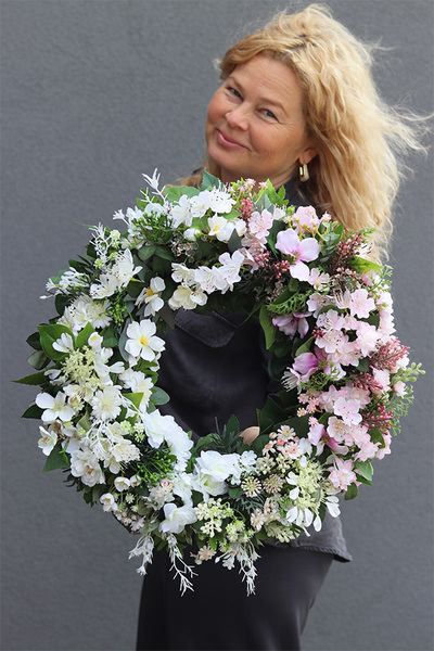 OD RĘKI Grette, wianek dekoracyjny na drzwi, śr.44cm