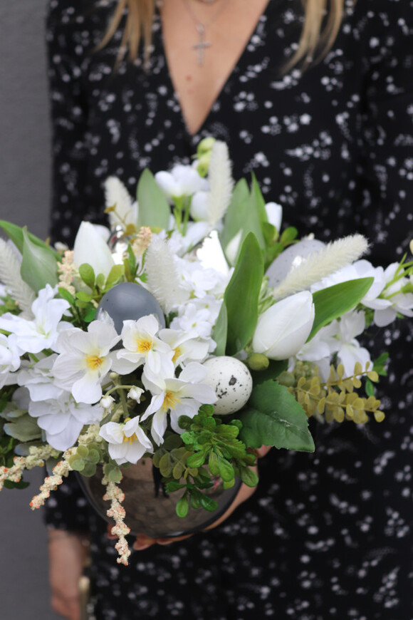 Qurka Wielkanocna, stroik wielkanocny z kurami