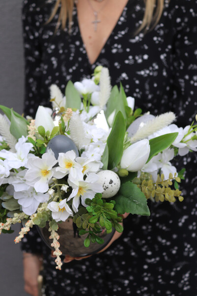 Qurka Wielkanocna, stroik wielkanocny z kurami