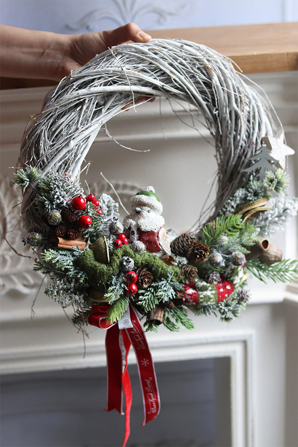 Zimowe Harce, świąteczny wianek z ptaszkiem