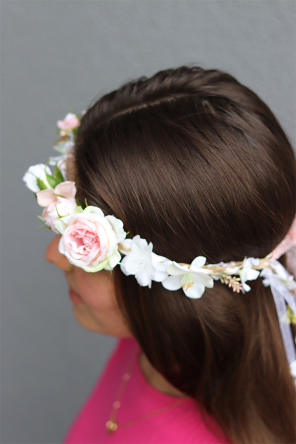 Morella Subtelle, wianek na głowę