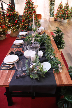 Bohemia, lniany bieżnik na stół, grafitowy, wym.55x230cm  