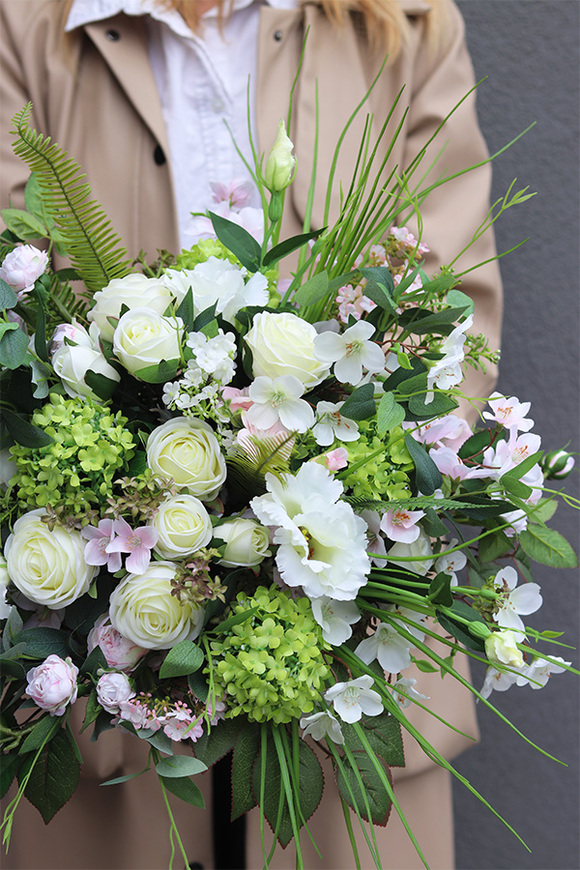 Zielona Przystań, kompozycja nagrobna w misie