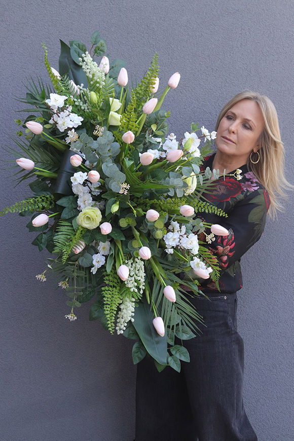 Doriana, wiązanka nagrobna na desce