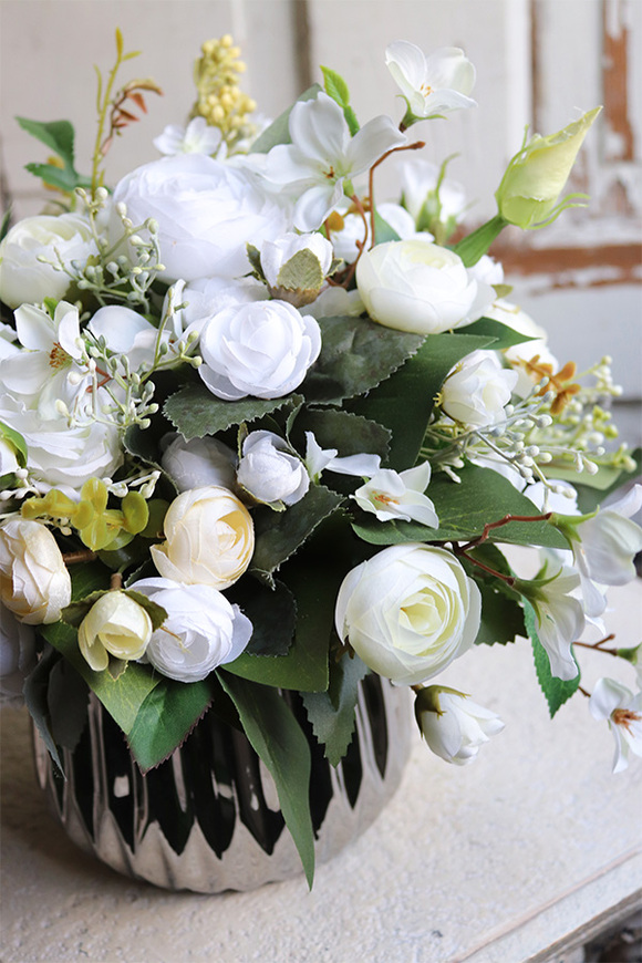 Edolia, kompozycja kwiatowa w lustrzanej donicy, wym.25x30cm 