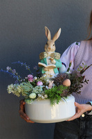 Bunny Gentleman Gaina, stroik wielkanocny z zajączkiem