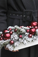 Longia Bordetta, stroik świąteczny z jagodami