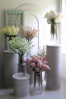 Kalina Bottle, bukiet kwiatów w wazonie