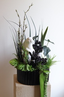 Bunny Black Easter, stroik wielkanocny z zajączkami