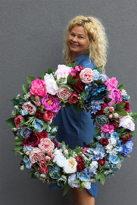 Caryca Belladonna, duży dekoracyjny wianek