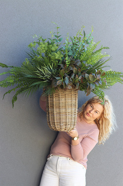 Bahama Green, kompozycja z ziołami w koszu, wym.96x83cm