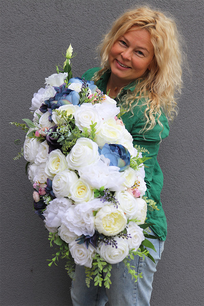 Reflina Laos, bogata kompozycja nagrobna, wym.35x68cm 