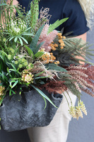 Green Maila Volcan, nowoczesna kompozycja nagrobna