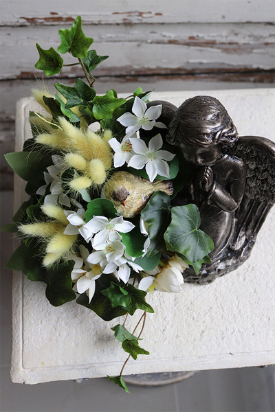 dekoracja nagrobna z aniołem, Mary, wym.25x27x30cm 