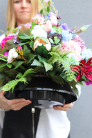 Nerunota, kompozycja nagrobna w misie