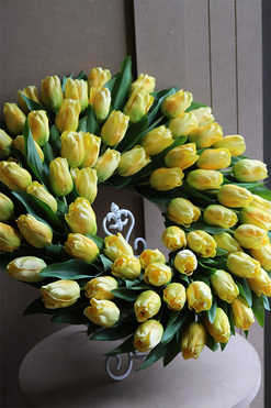 Witaj Wiosno Żółty, wiosenny wianek z tulipanów, śr.50cm