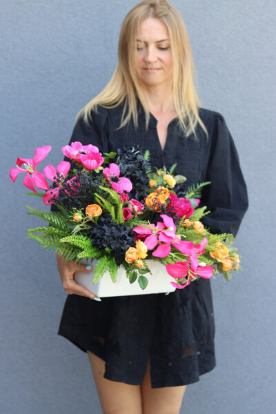 Domenicana, kwiatowa kompozycja w naczyniu