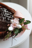 Browne, dekorowany koszyczek wielkanocny