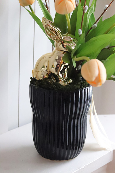 Orange Easter, stroik wielkanocny z tulipanami