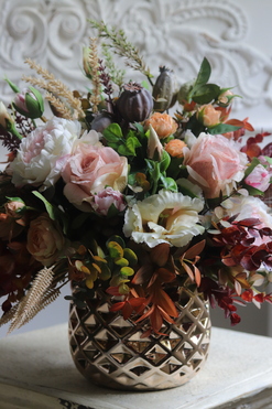 Galicja 3, barwna kompozycja w złotej donicy, wym.33x45cm 