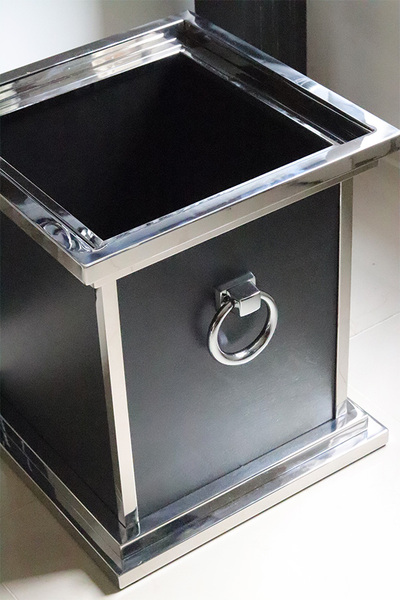 Royal Grey, metalowa donica z półką