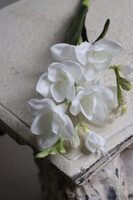 	Frezje, gumowe sztuczne kwiaty