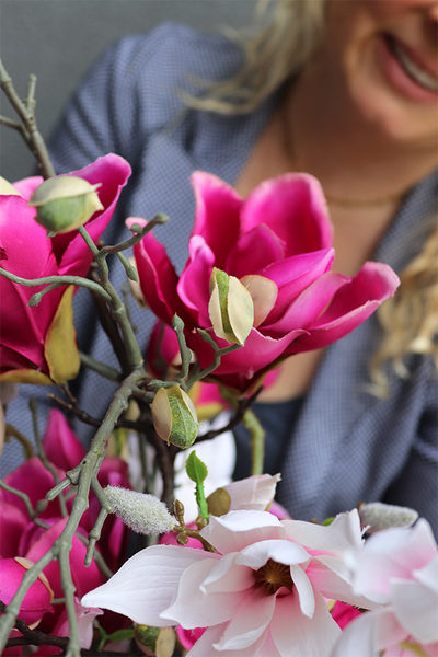 bukiet różowych kwiatów, Magnolie Moko S, dł.60cm