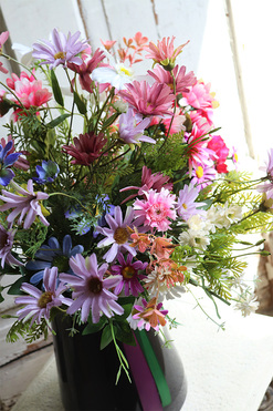 Kosmos, bukiet nagrobny we flakonie, wys.56cm 