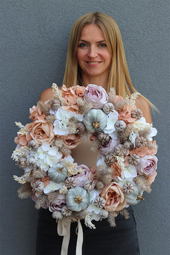 Beżowa Łuna, jesienny wianek z dyniami, rozp.44cm 