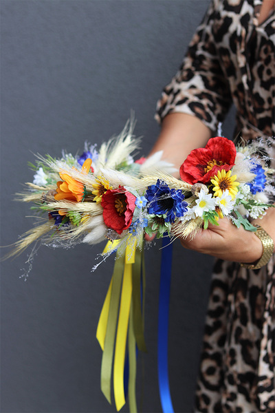 Słowiański, kwiatowy wianek na głowę