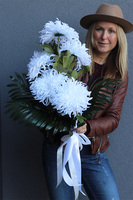 Chryzantema White Snow, bukiet białych kwiatów