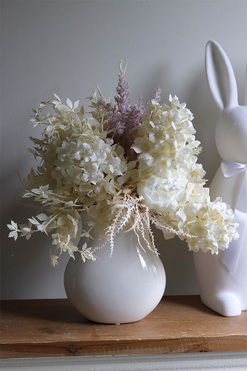 Boho Cream, kompozycja kwiatowa w wazonie, wys.42cm