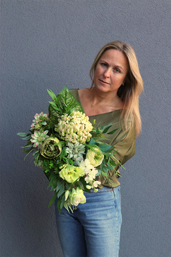 Janina Green, bukiet nagrobny we wkładzie, dł.55cm