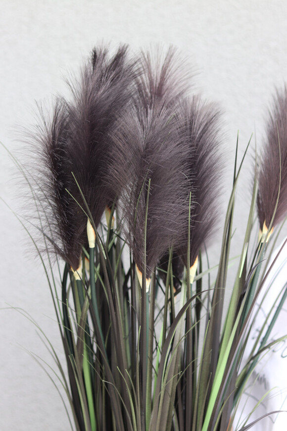 Black Mirror Glamour, sztuczna czarna trawa w donicy