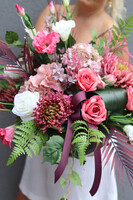 Astry Pink Modeno, kompozycja nagrobna w naczyniu